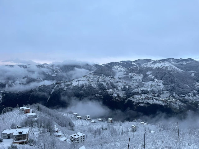 Araklı'da Kar Manzaraları