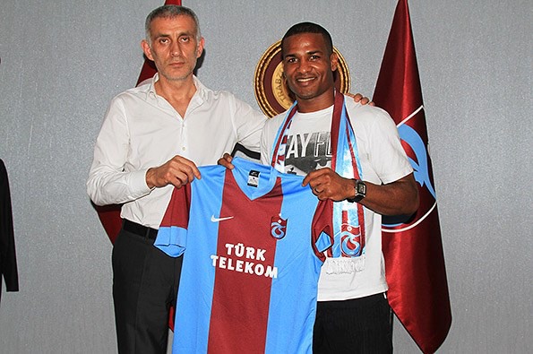 Trabzonspor, Malouda&#8217;yı Getirdi