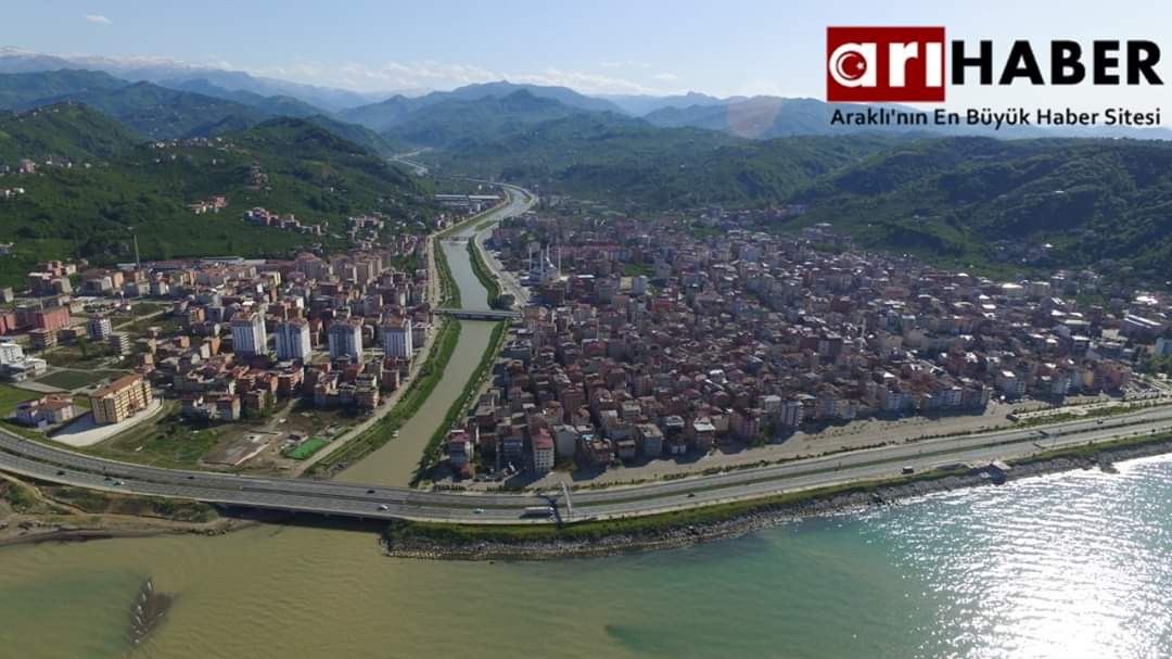 Araklı'dan Çay Toplamak İçin Gidiyorlardı Uçuruma Yuvarlandılar