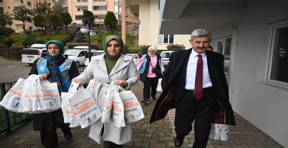 Araklı AK parti Kadın Kolları Gece Gündüz Çalışıyor