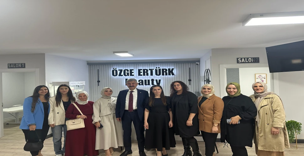 Araklı'da Yeni Bir Güzellik Merkezi Açıldı