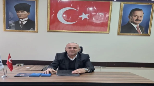 İstiklal Marşımızın kabülünün 104.yılına dair Araklı Anahtar Parti İlçe Başkanlığından basın açıklaması