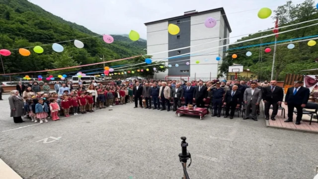 Erenler İlkokulu-İmam Hatip Ortaokulu Tarafından Yıl Sonu Etkinlikleri