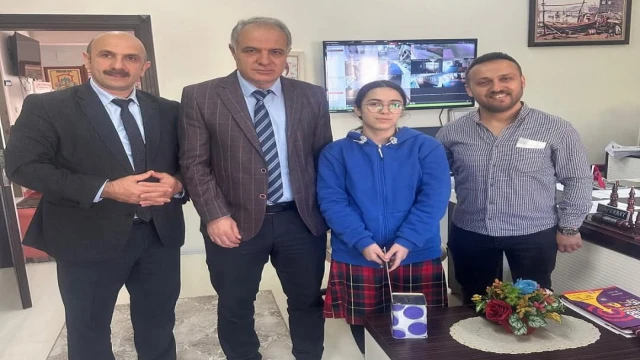 Araklı’da Minik Yürekten Büyük Yardım: Kumbarasını Gazze İçin Boşalttı