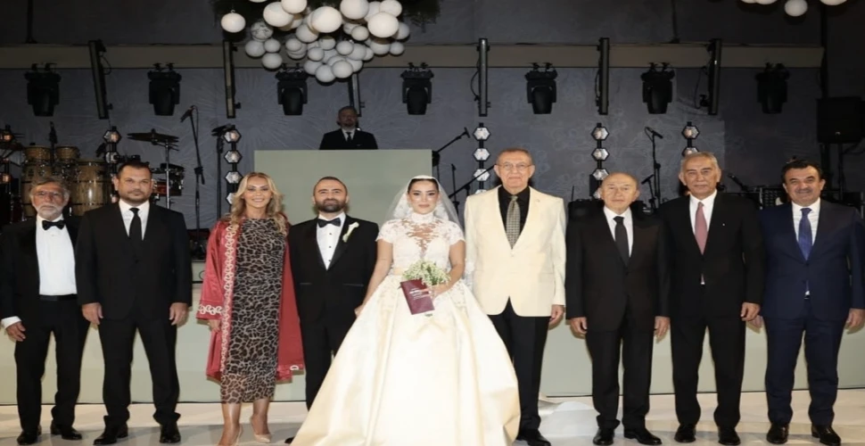 Araklılı İş İnsanı Dillere Destan Düğünle Evlendi