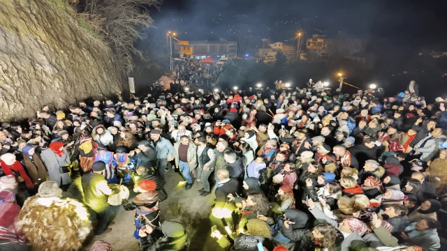 Araklı'da Kalandar Gecesi Kutlandı