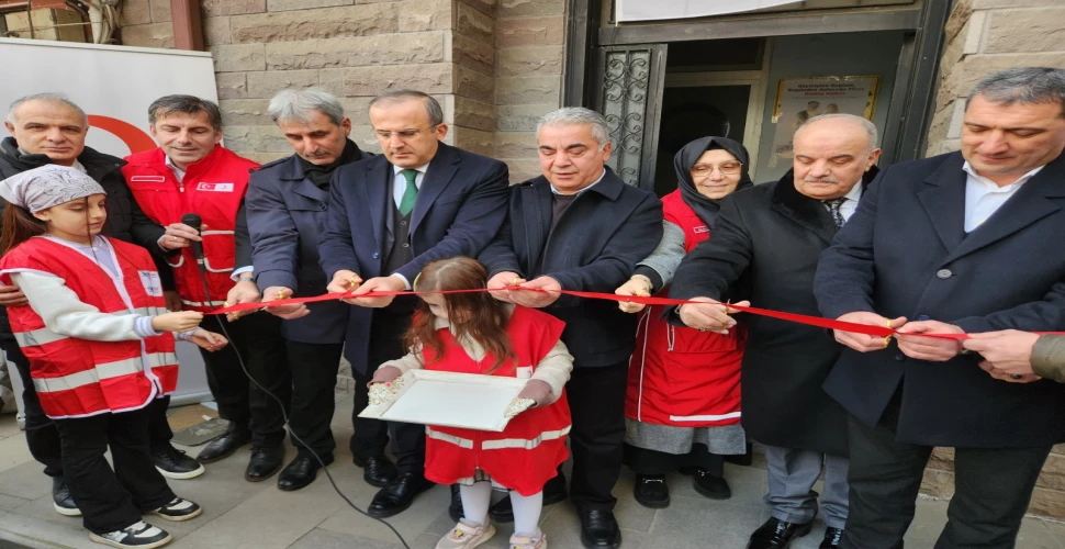 Türk Kızılay Araklı Temsilciliği ve Kızılay Butik Açılışı Gerçekleştirildi