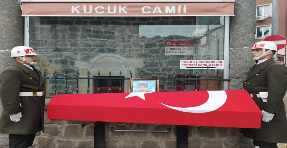 Araklı Gazisini Son Yolculuğuna Uğurladı