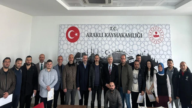 Araklı'da Sporun Gelişimine Katkı Verenlere Başarı Belgesi Verildi