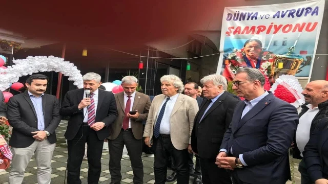 Teras Cafe Araklı'da hizmete açıldı