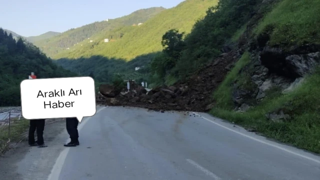 Trabzon-Bayburt Yolu Ulaşıma Kapandı
