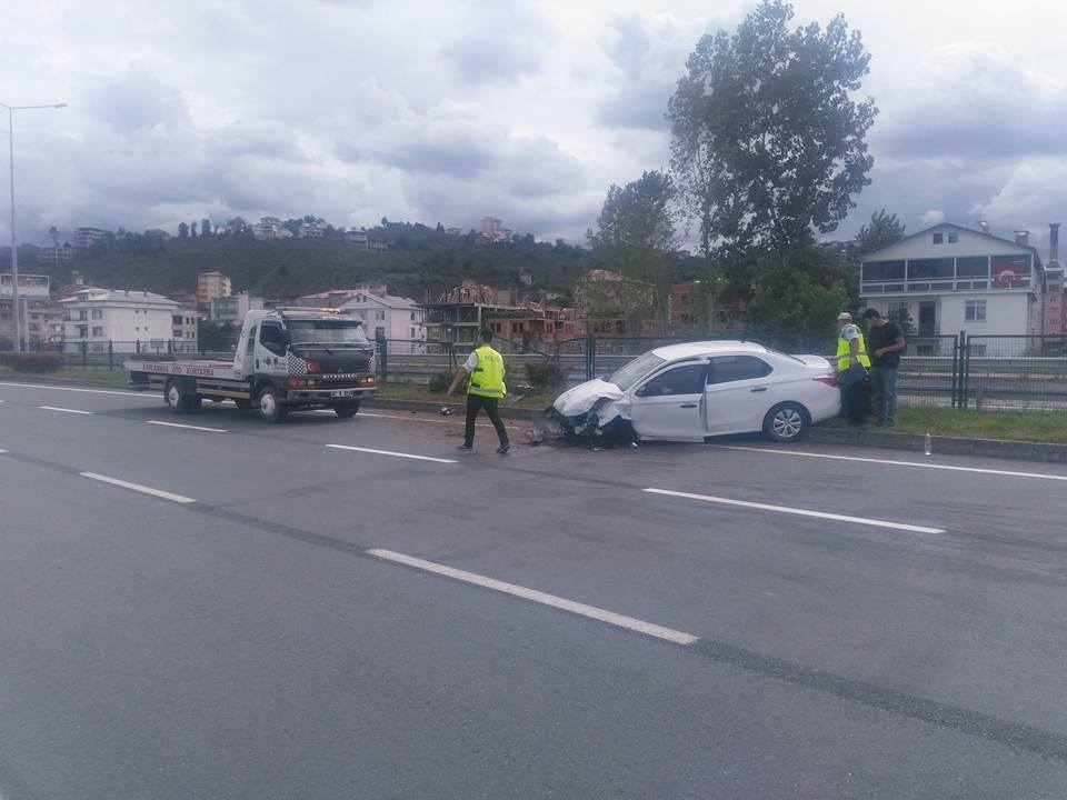 Araklı Sahilde Trafik Kazası