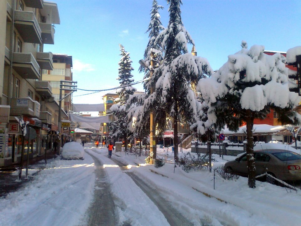 Araklı Dikkat Kar Geliyor