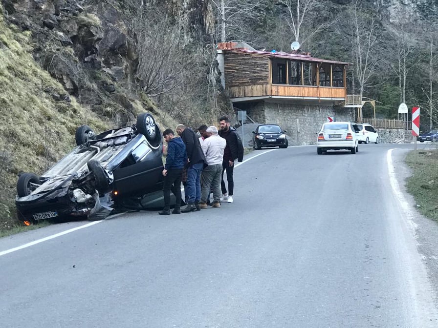 Araklı Karadere Yolunda Korkutan Kaza