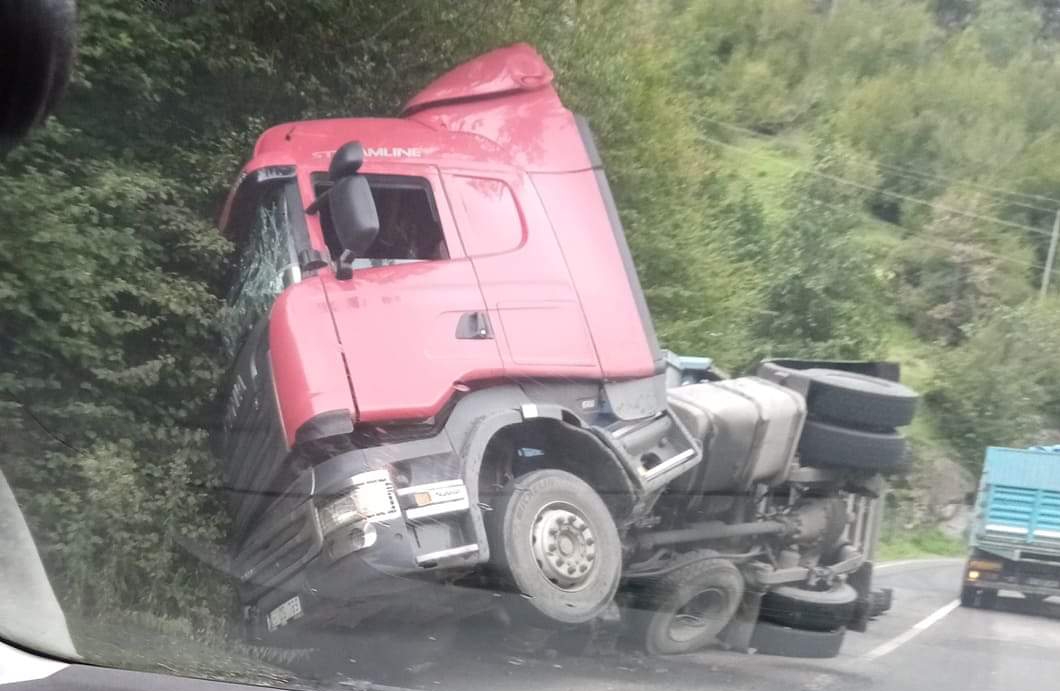 Araklı Karadere Yolunda Korku Dolu Anlar