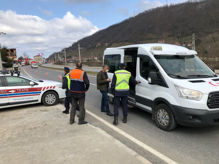 Araklı'da Jandarma ve Şoförler Odası Uygulama Başlattı