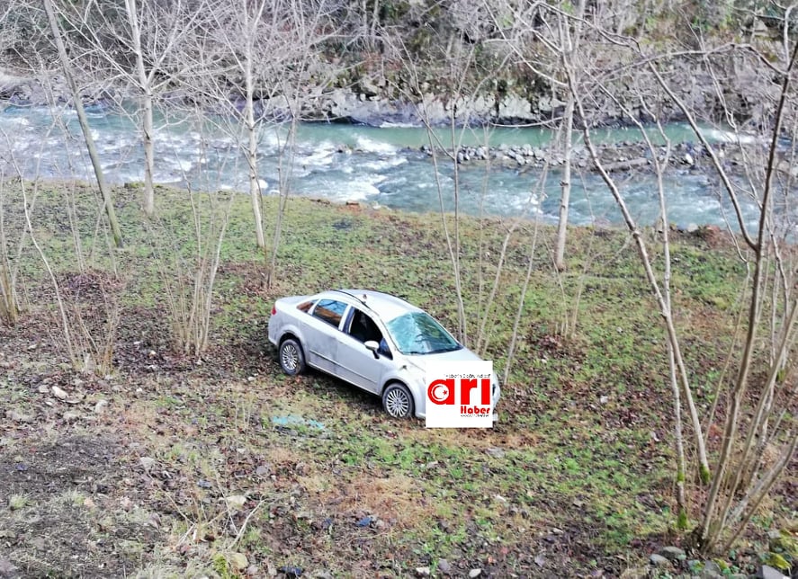 Son Dakika Araklı Karadere Yolunda Trafik Kazası Yaralılar Var