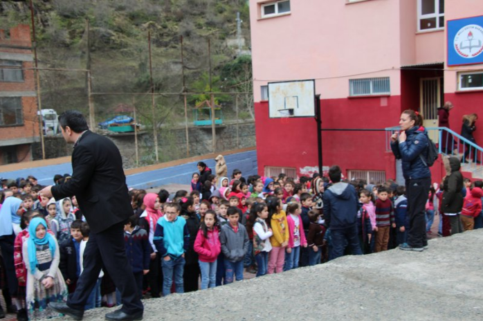 Araklı Çankaya\'da Yangın Tatbikatı Yapıldı(Video)