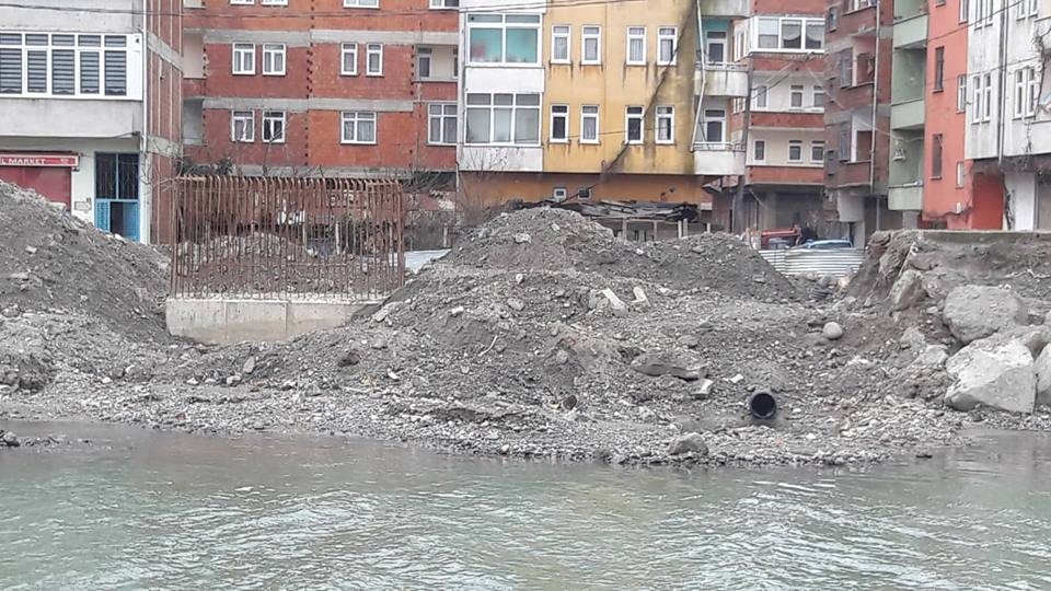 Araklı Yölgören Mahallesinde Asma Köprü Tepkisi