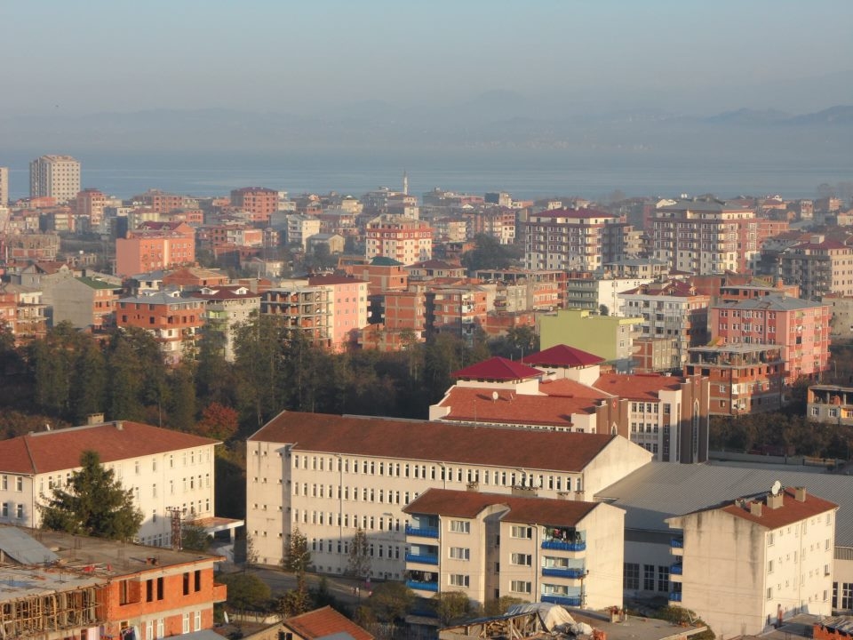 Araklı\'da Toki İsyanı Başkan Çebi\'ye Seslendiler