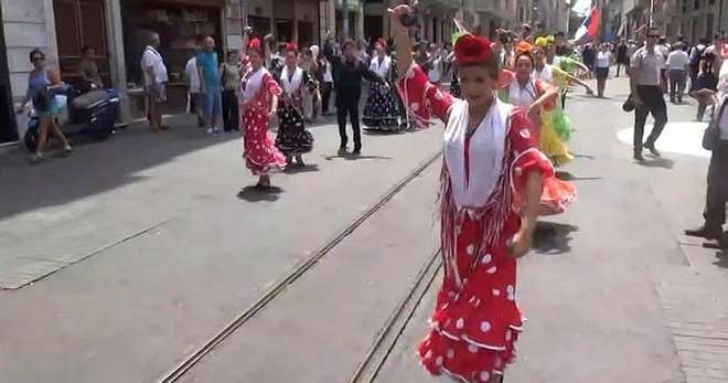 ARAKLILI BELEDİYE BAŞKANI İSTANBULDA BÖYLE FESTİVAL DÜZENLEDİ