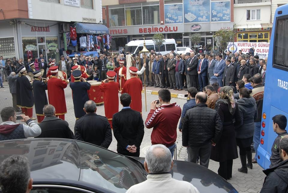 Araklı\'nın 97. Yıldönümü Törenlerle Kutlandı