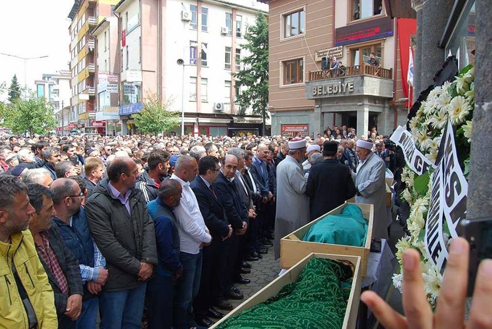 Araklı\'nın Acı Günü (Video/Fotoğraf)