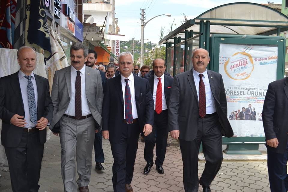 MHP ARAKLI\'DA BOŞ DURMUYOR