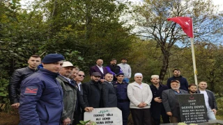 Şehit Derviş Demir Araklı'da Kabri Başında Anıldı