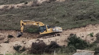 Araklı'da Beklenen Gelişme: Okul Arazisinde Sorunlu Yol Yapımına Başlandı