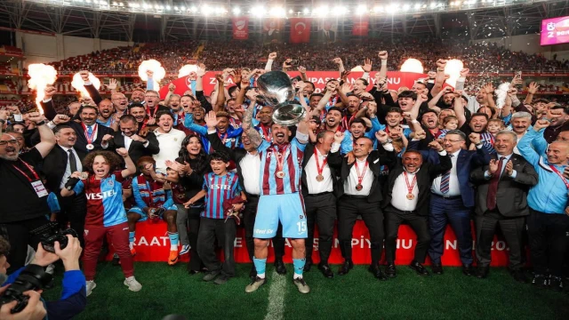 Araklı Belediye Başkanı Coşkun Çebi, Büyük Trabzonspor'un Yanındaydı