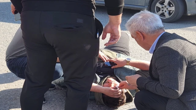 Sondakika: Araklı'da Trafik Kazası; Zabıta Arabası Motokurye ile Çarpıştı