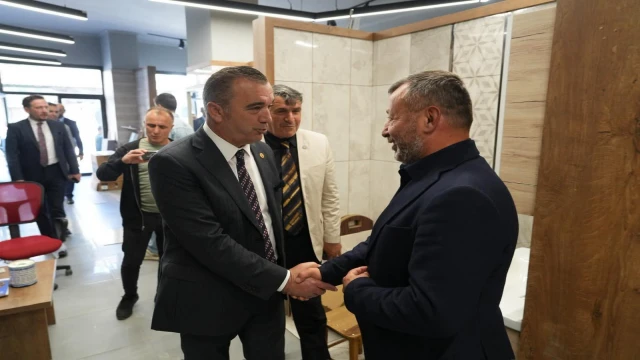 Milletvekili Yavuz Aydın Araklı'da