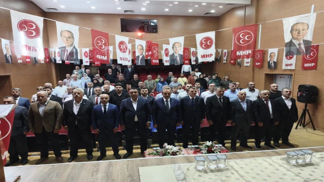 MHP Sürmene'de Yeni İlçe Başkanı Seçildi, Araklı'da Kongre Yarına Ertelendi