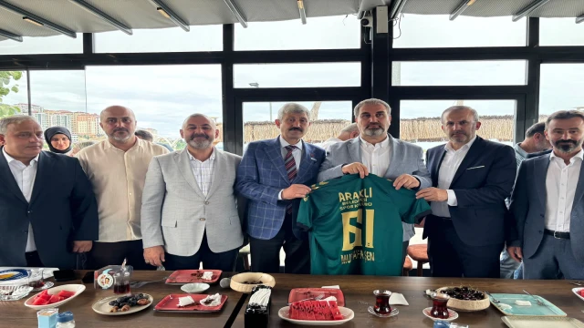 Milletvekili Mustafa Şen'den Araklı'da Trabzonspor Yorumu