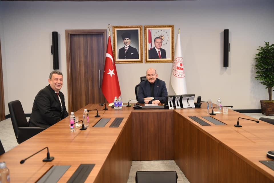 Örnek Hareket Araklı'ya 100Bin TL  Yolladılar
