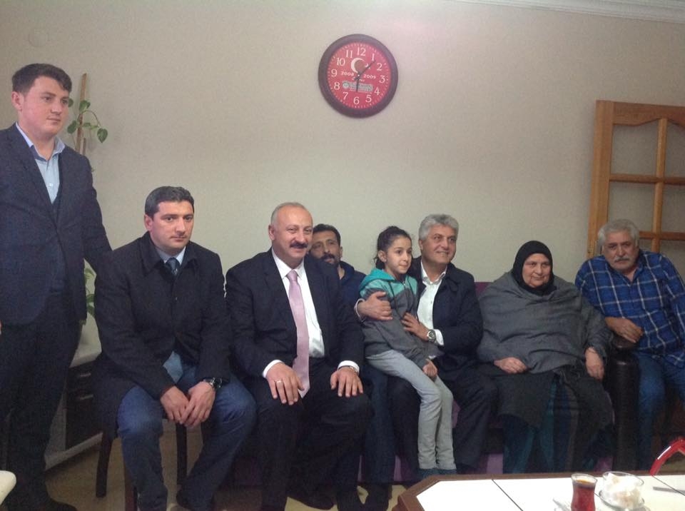Adnan Günnar Araklı'da Şehit Ailesini Ziyaret Etti