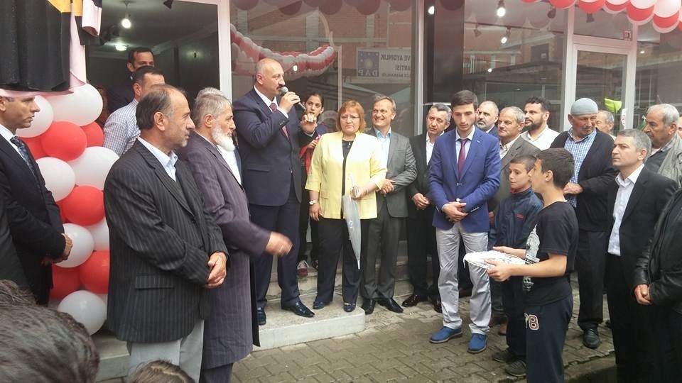 ALDORA EVİM MOBİLYA ARAKLI'DA AÇILDI