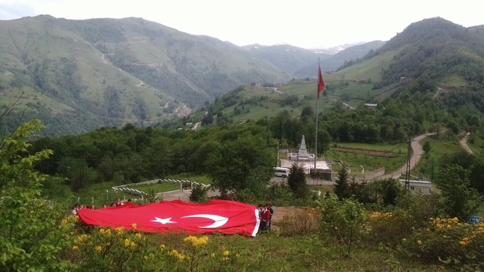 ARAKLI YEŞİLYURT'DA ÖRNEK DAVRANIŞ
