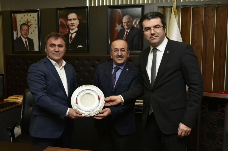 Başkan Gümrükçüoğlu, Gümüşhane  Belediye Başkanı Çimen’i ziyaret etti 