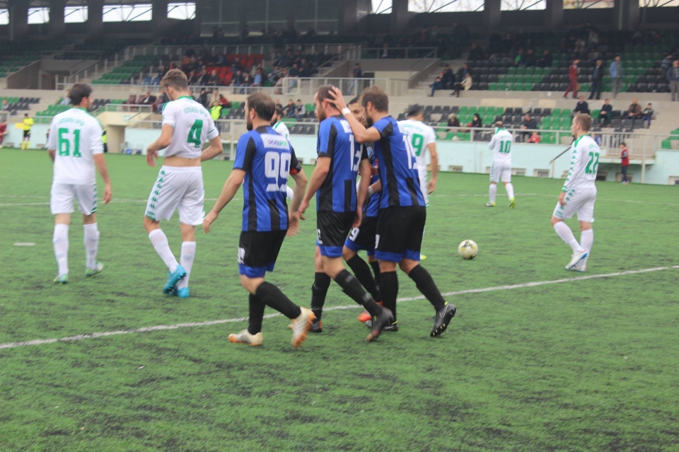 KARADERESPOR'DA O FUTBOLCU KADRO DIŞI KALDI