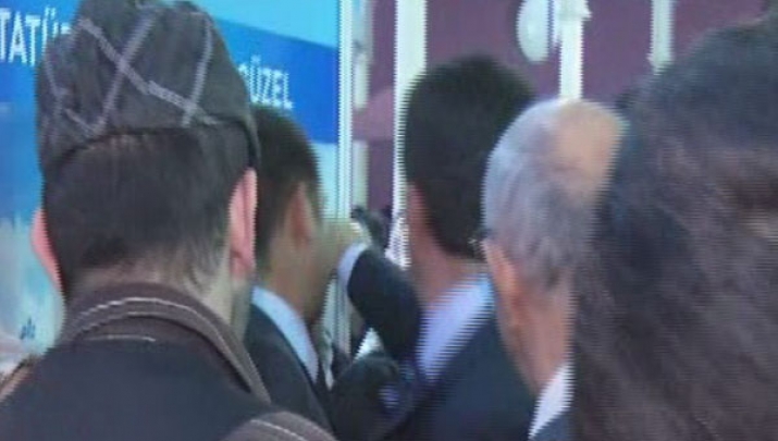 Sarıgül’den Trabzonluya Yumruk