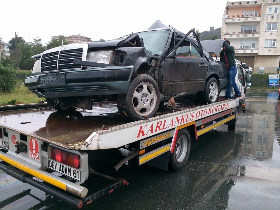 TRAFİK KAZASIN'DA HAYATINI KAYBETTİ