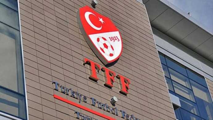 Fenerbahçe’ye ceza yağdi