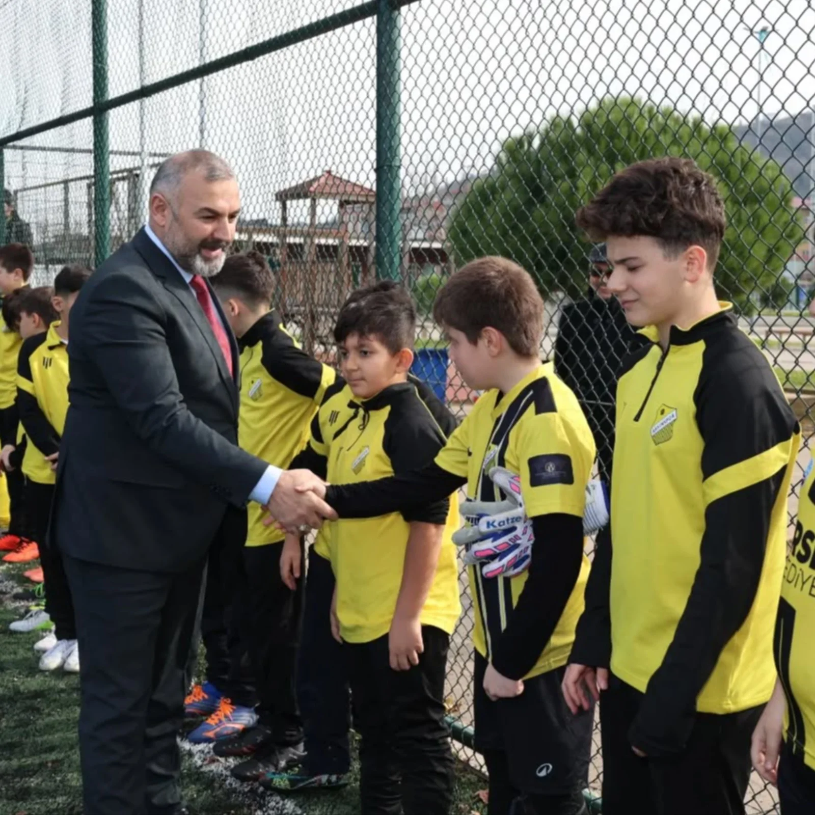 Arsin Belediyesi Spor Akademisi Hız Kesmiyor
