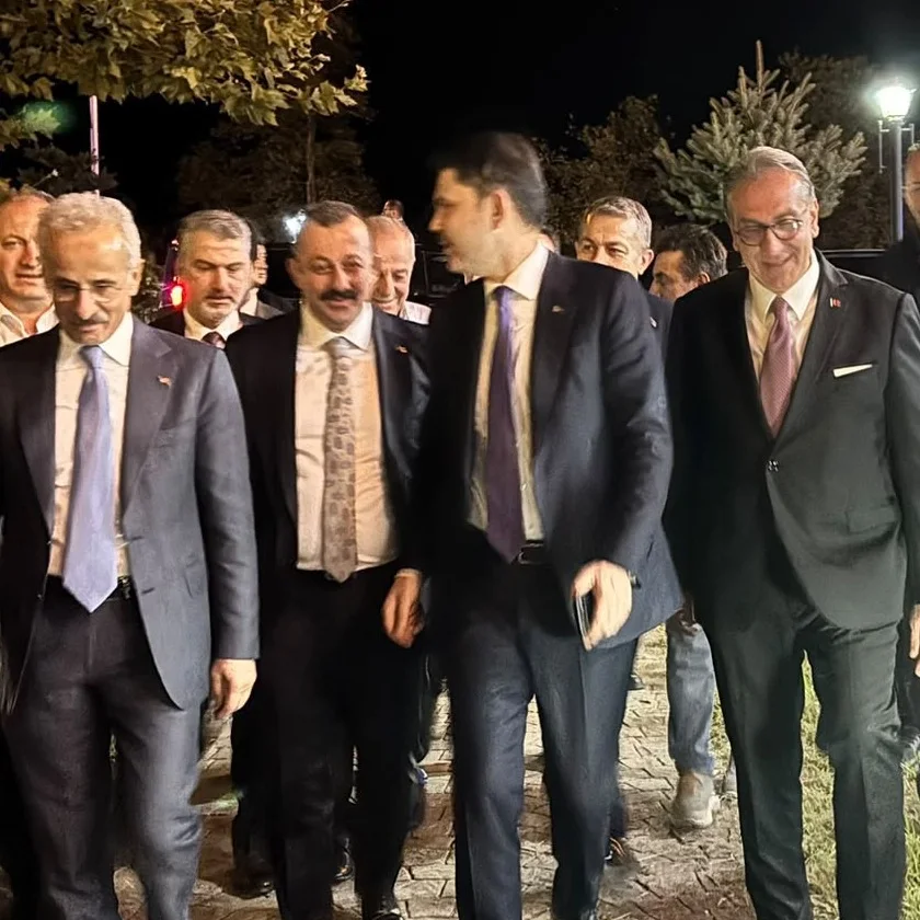 Bakanlar  Uraloğlu ve Kurum Sürmene Çıkarma Yaptı