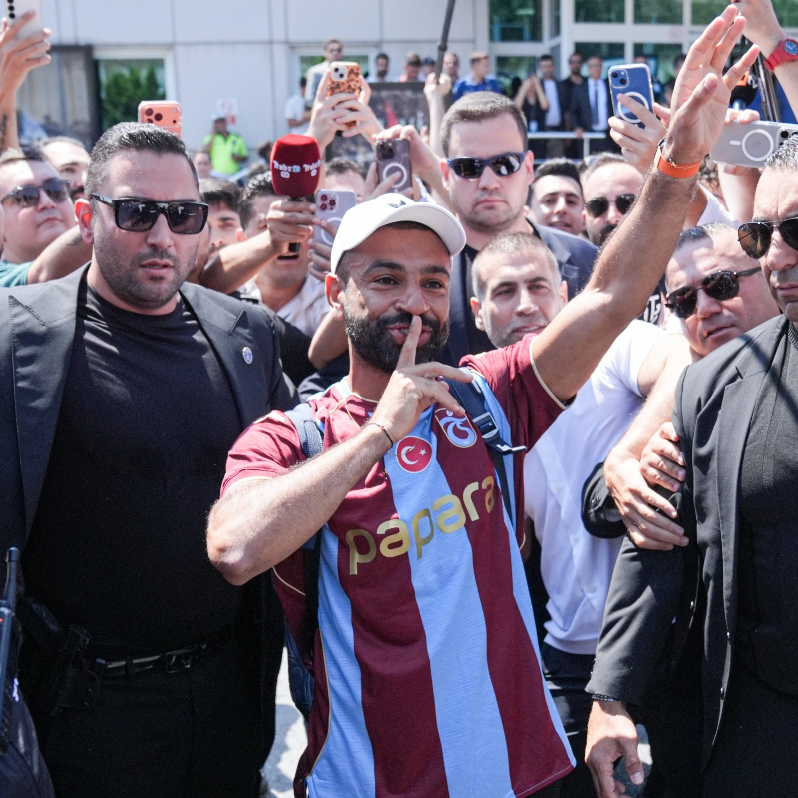 Dünya Yıldızı Mohamed Salah, Trabzonspor için İstanbul'da