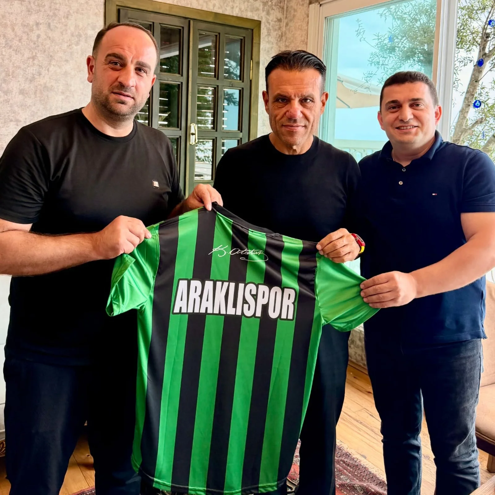 Galatasaray Kulüp başkan yardımcısı Dinçer Azaphan Araklı'ya Hayran Kaldı