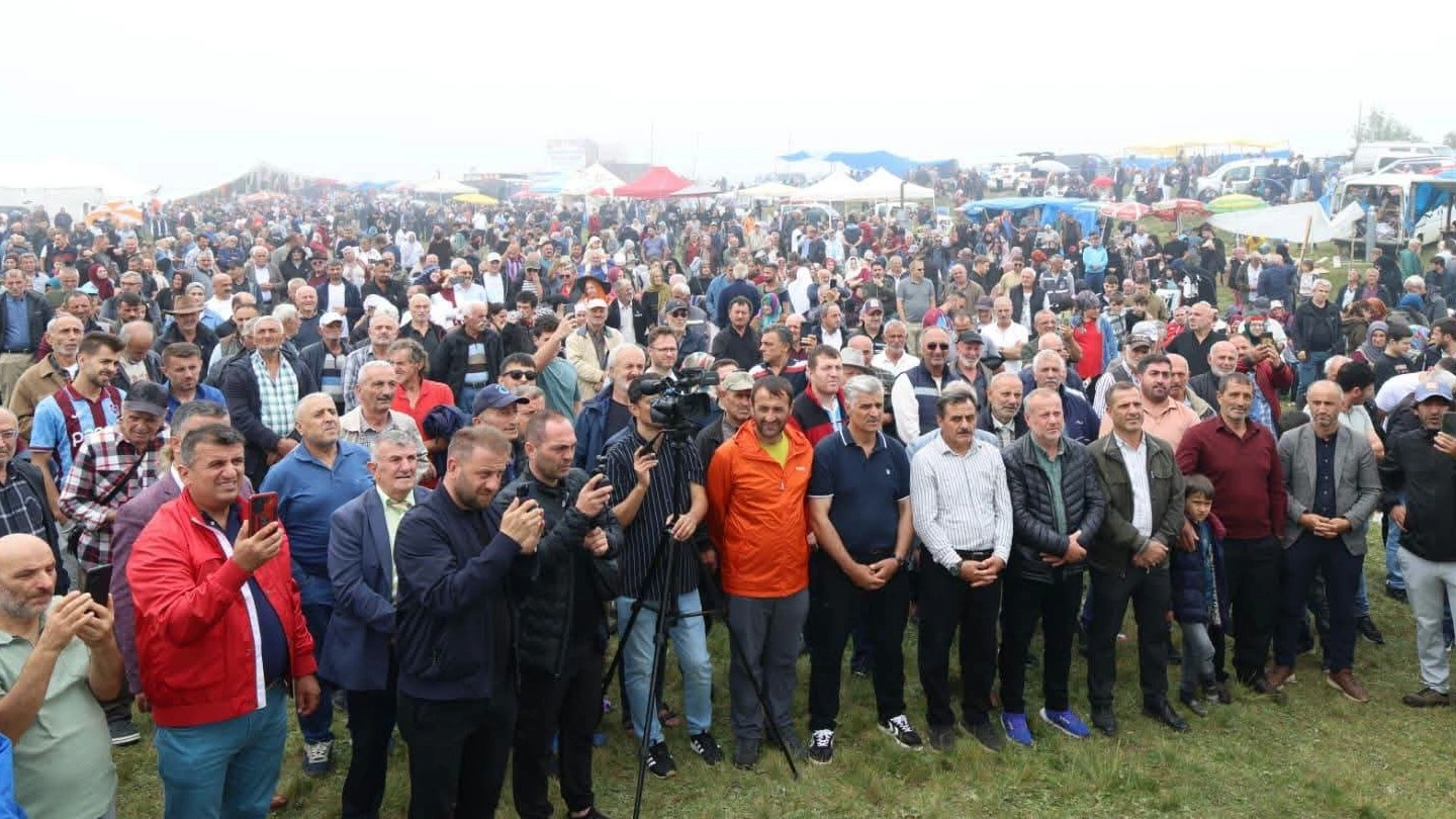 Madurda şenliklerinde Başkan Ahmet Metin Genç Müjdeyi Verdi