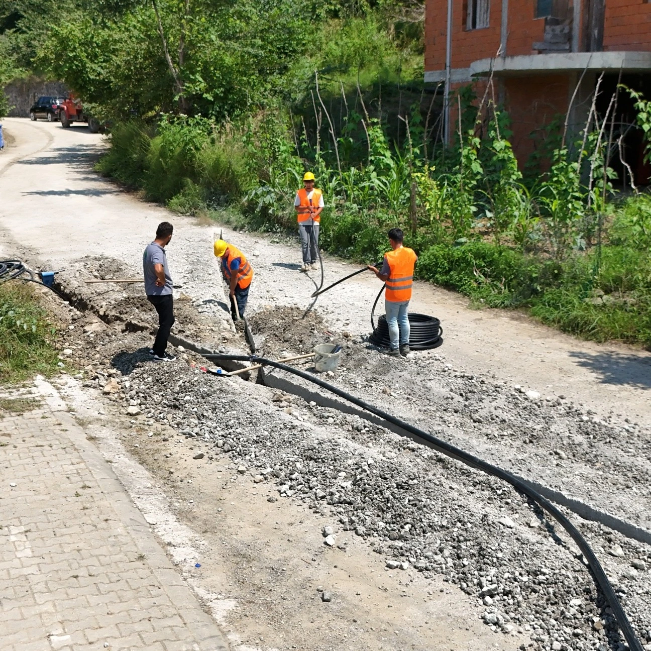 Trabzon Büyükşehirden Araklı Ortaköy'e Güçlü Alt Yapı Çalışması